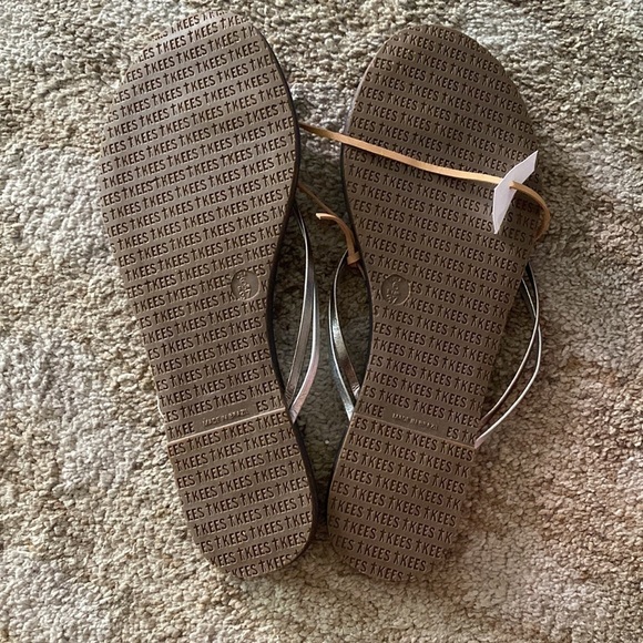 - NEW TKEES duos flip flop - Picture 4 of 5